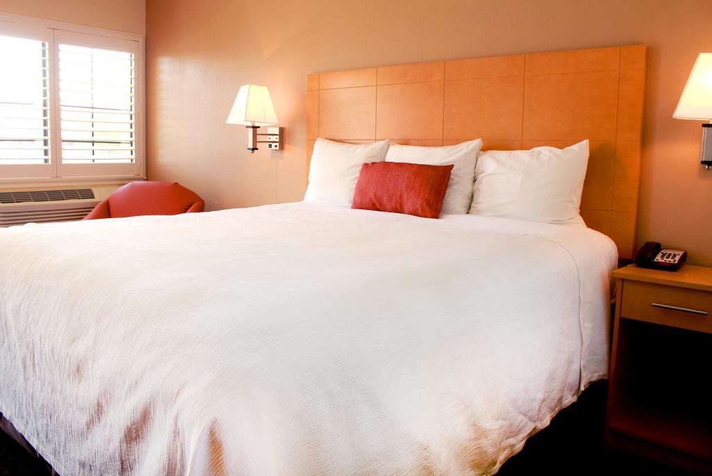 Travelodge By Wyndham Vallejo Esterno foto