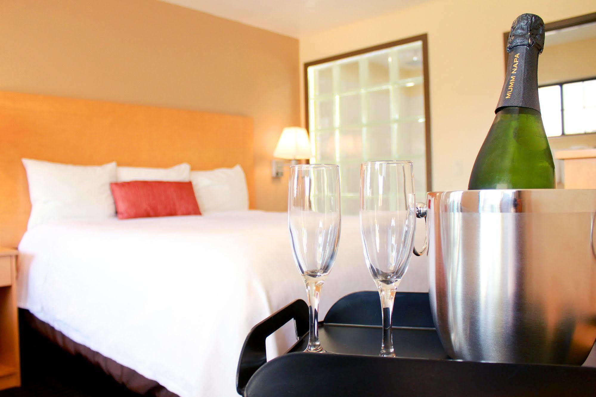 Travelodge By Wyndham Vallejo Esterno foto