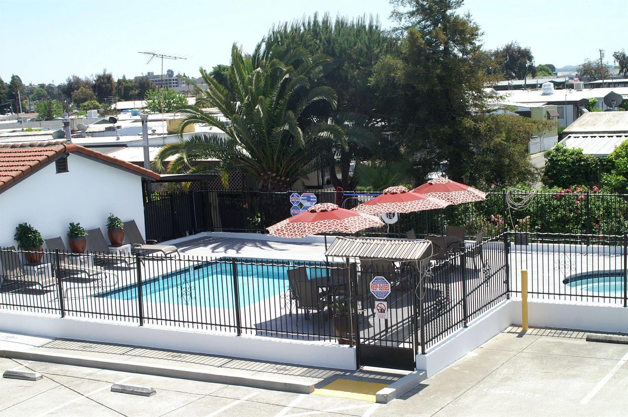 Travelodge By Wyndham Vallejo Esterno foto